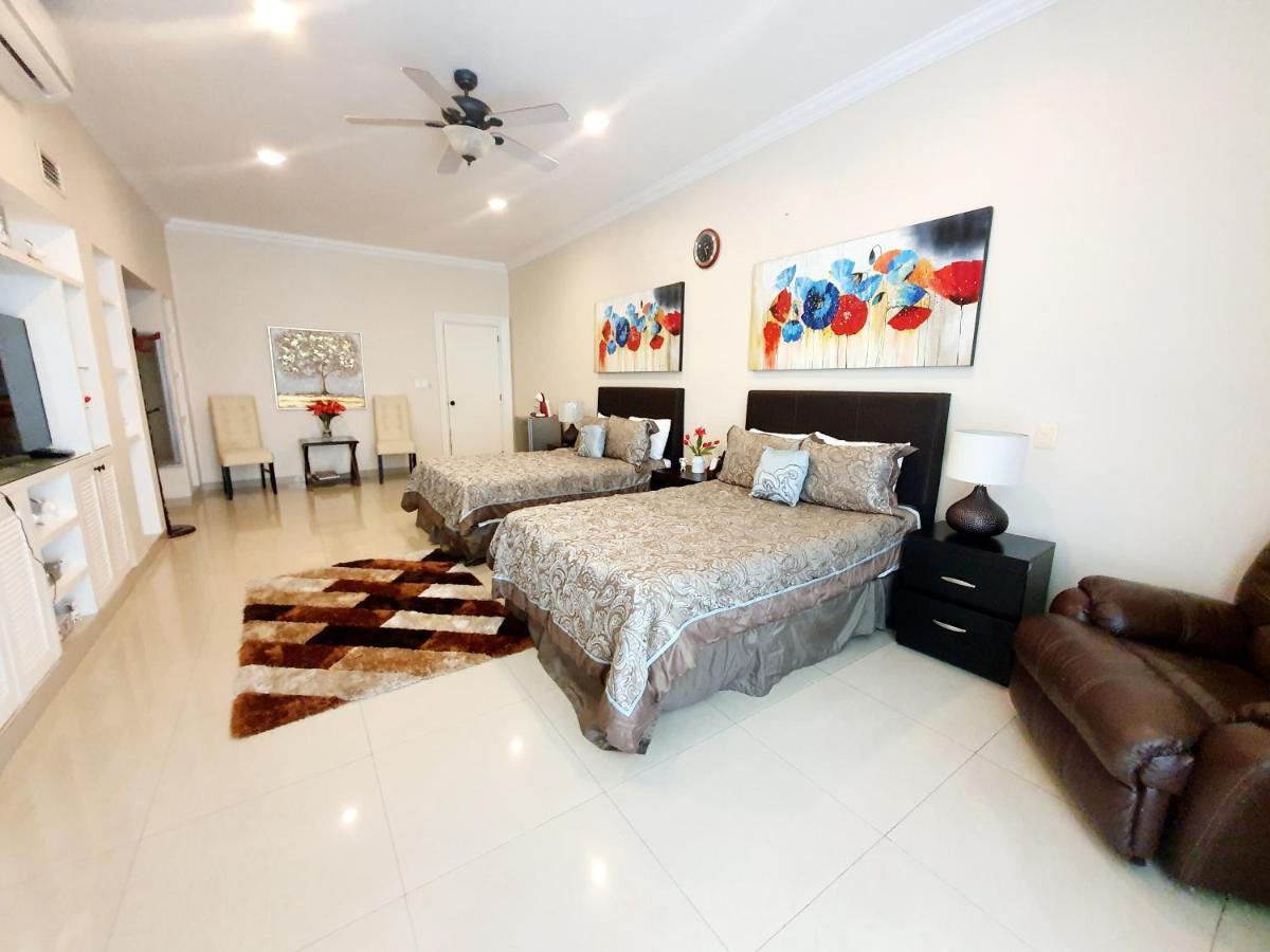 Villa Segovia Cozumel Buitenkant foto