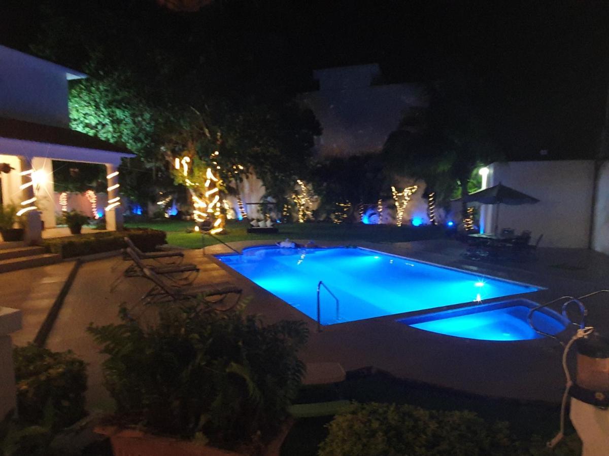 Villa Segovia Cozumel Buitenkant foto