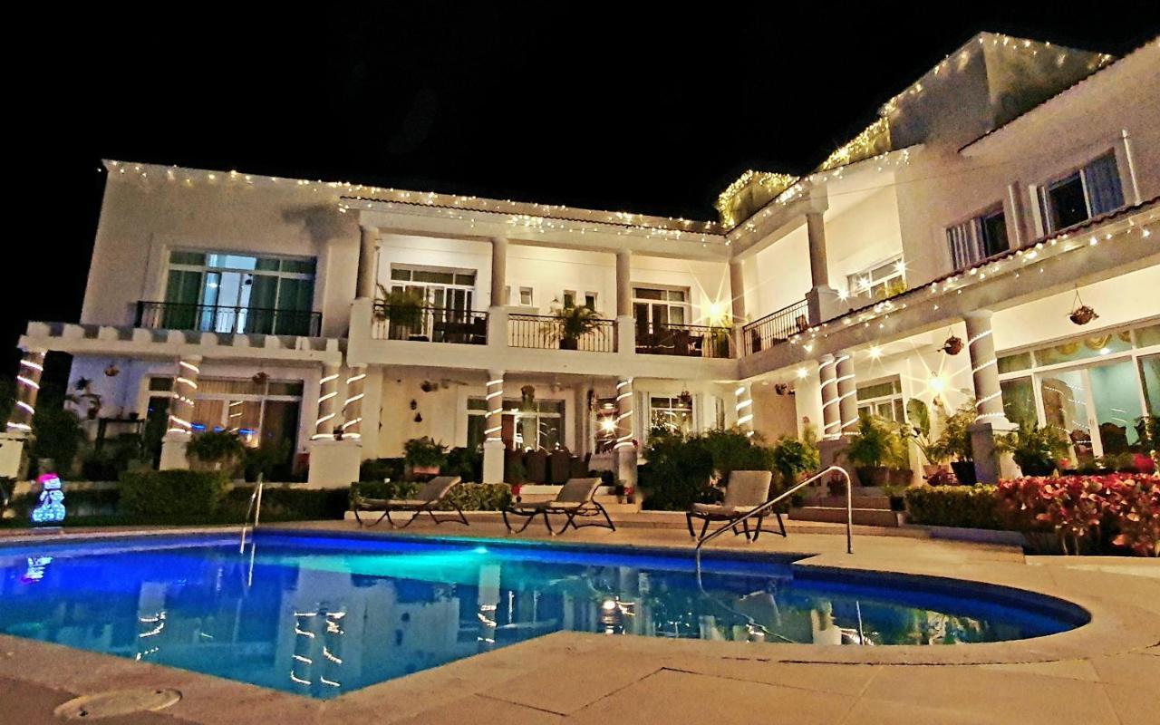 Villa Segovia Cozumel Buitenkant foto